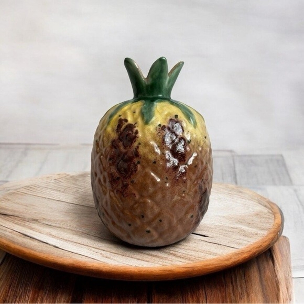 Vintage Huarong Hall Ceramic Pineapple Sculpture Vase Asian Porcelain